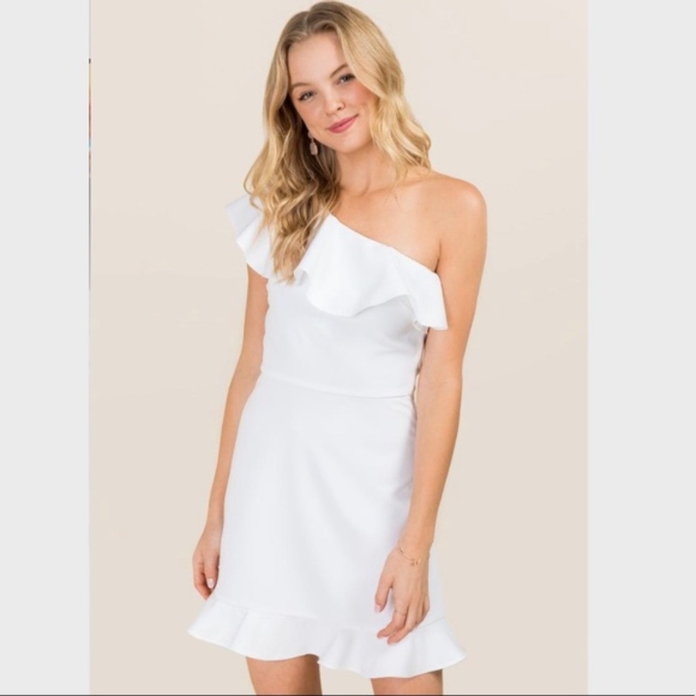 FRANCESCA'S MAEBY ONE SHOULDER RUFFLE DRESS